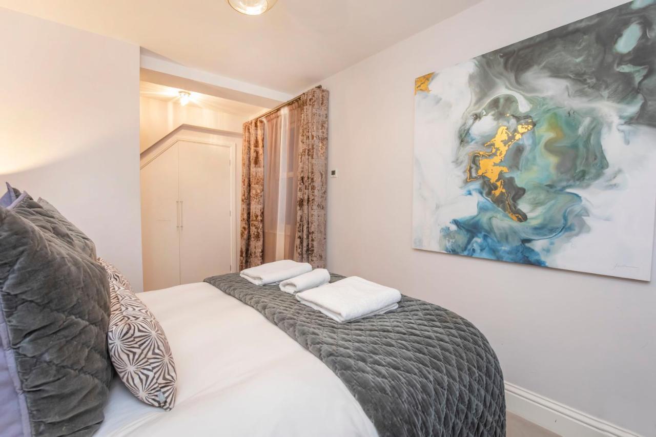 8 Blue Bridge- Elegant And Luxurious 1 Bedroom Apt- Free Parking York Kültér fotó